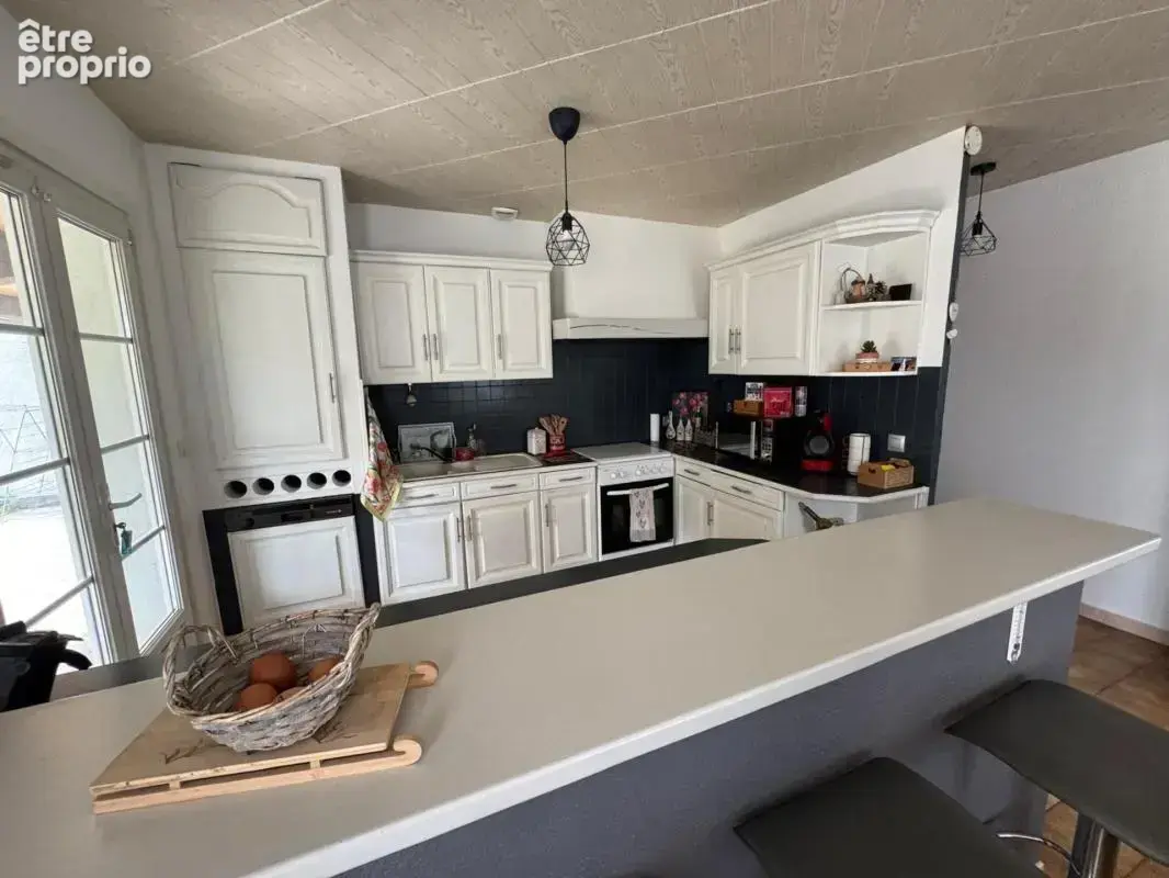 Vente Maison de Plain-Pied T5-4 avec Piscine et Garages – Peyruis (04) - photo 16