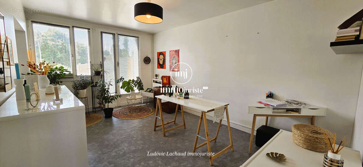 Appartement 86 m² à Limoges  - photo 2