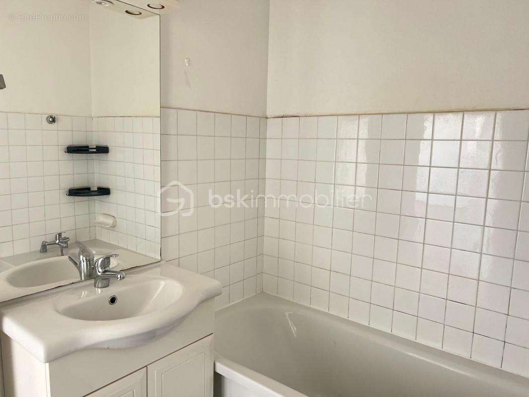 Appartement à AUBERGENVILLE