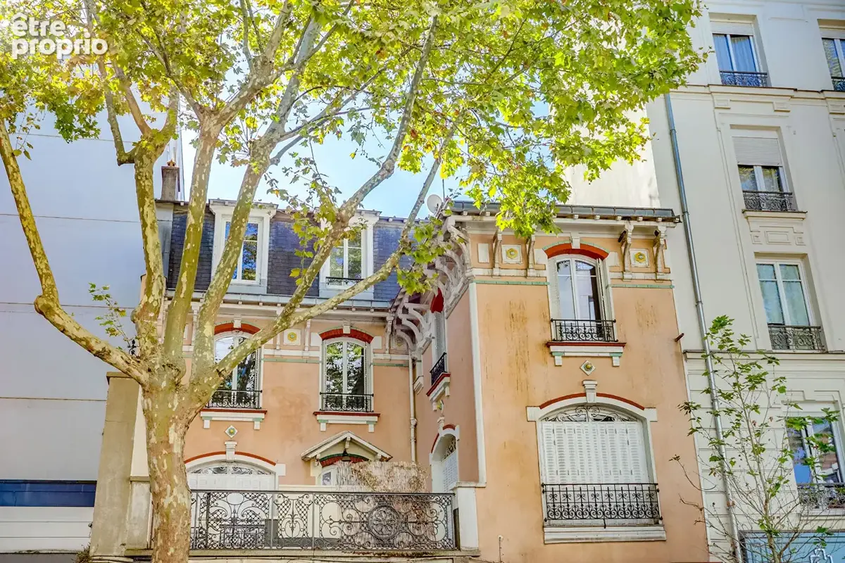Appartement à ISSY-LES-MOULINEAUX
