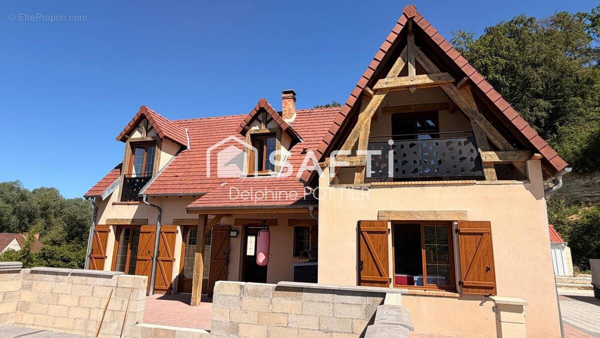 Photo 1 - Maison à CREPY-EN-VALOIS