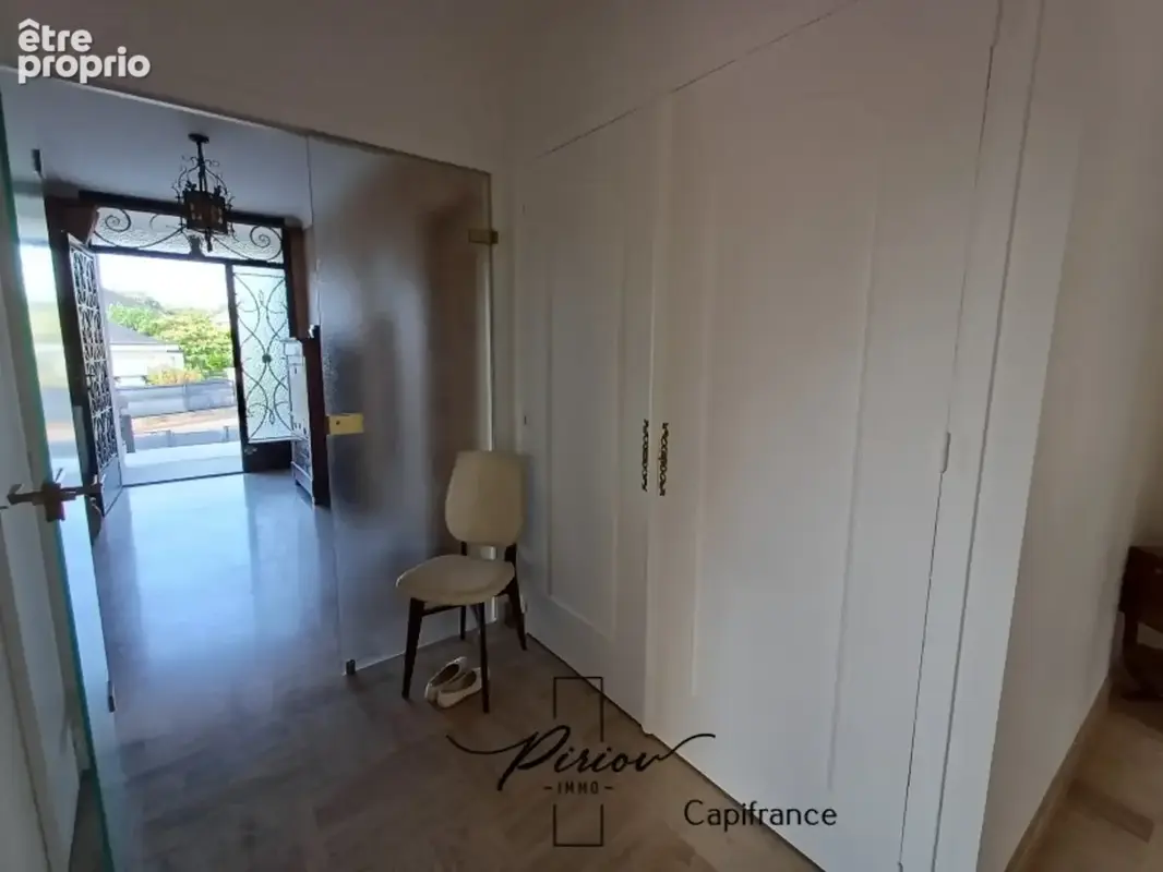 Maison familiale au coeur de Doué la Fontaine - Potentiel de 6 chambres - photo 23