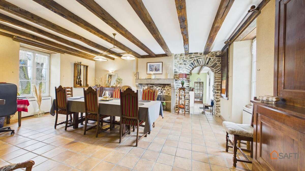 Photo 5 - Maison à BUSSIERE-POITEVINE