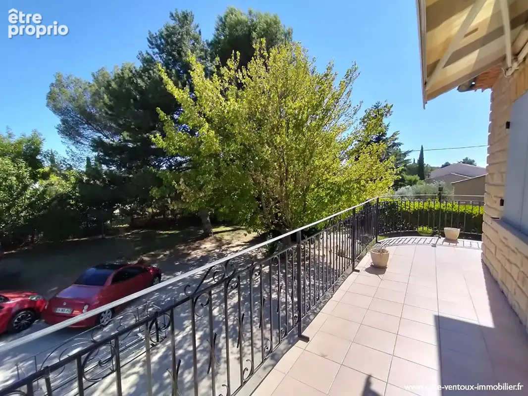 Spacieuse villa - 201 m² - Grand jardin 1644 m² - photo 6