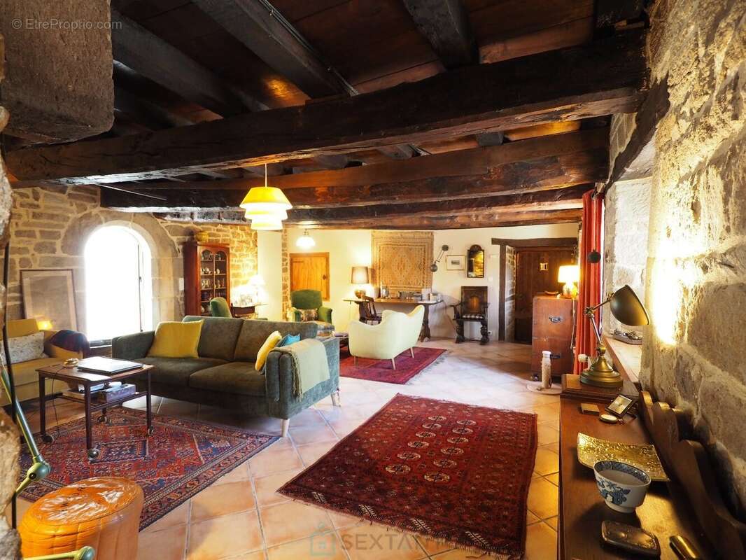 Grande demeure 17ème siècle 9 chambres avec jardin bucolique abrité des regards - photo 7
