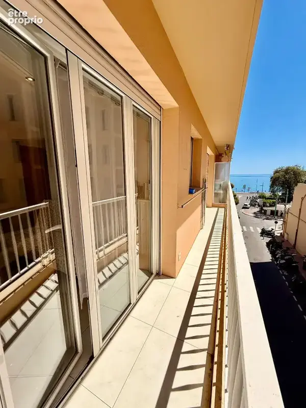 Menton centre - t2 avec balcon vue mer à 2 pas des plages - photo 5