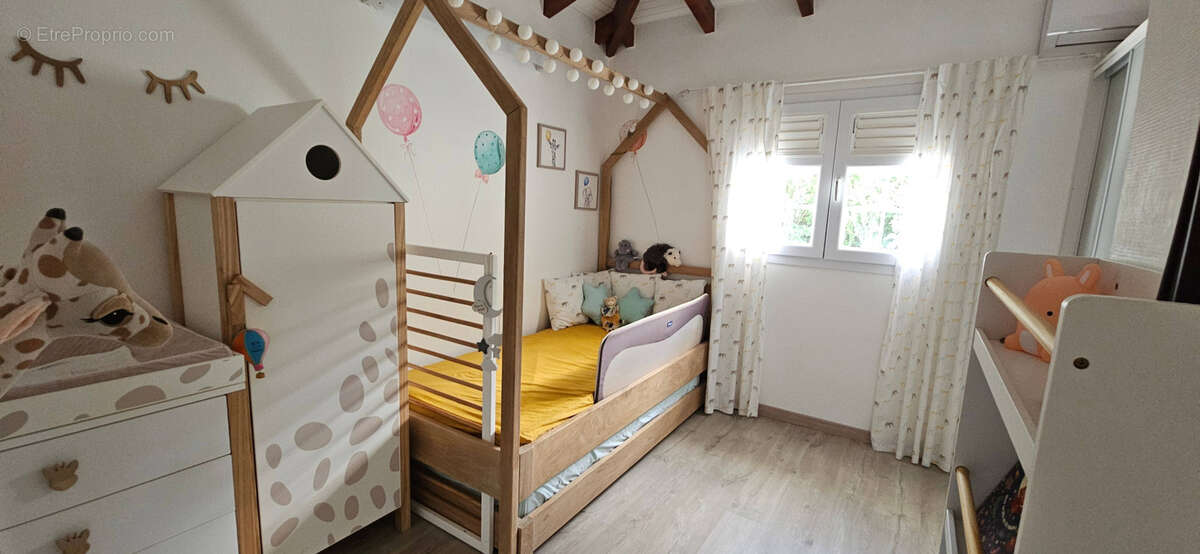 Maison à LES TROIS-ILETS