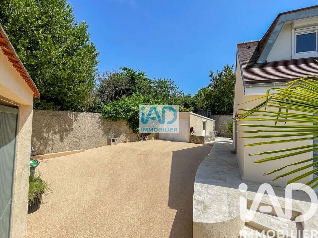 Maison 112 m² à Montlhery  - photo 9