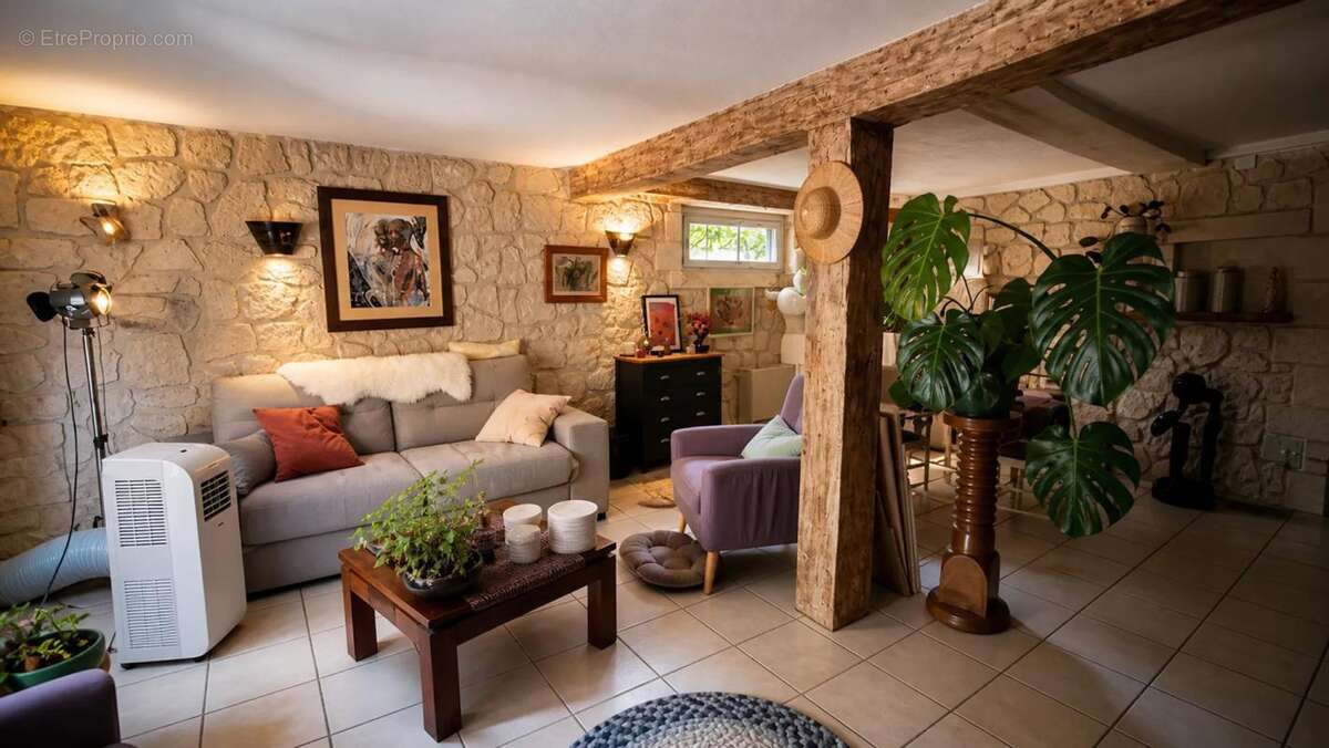 Maison de 6 pièces de 194 m² à Châtellerault, Antoigné - photo 2