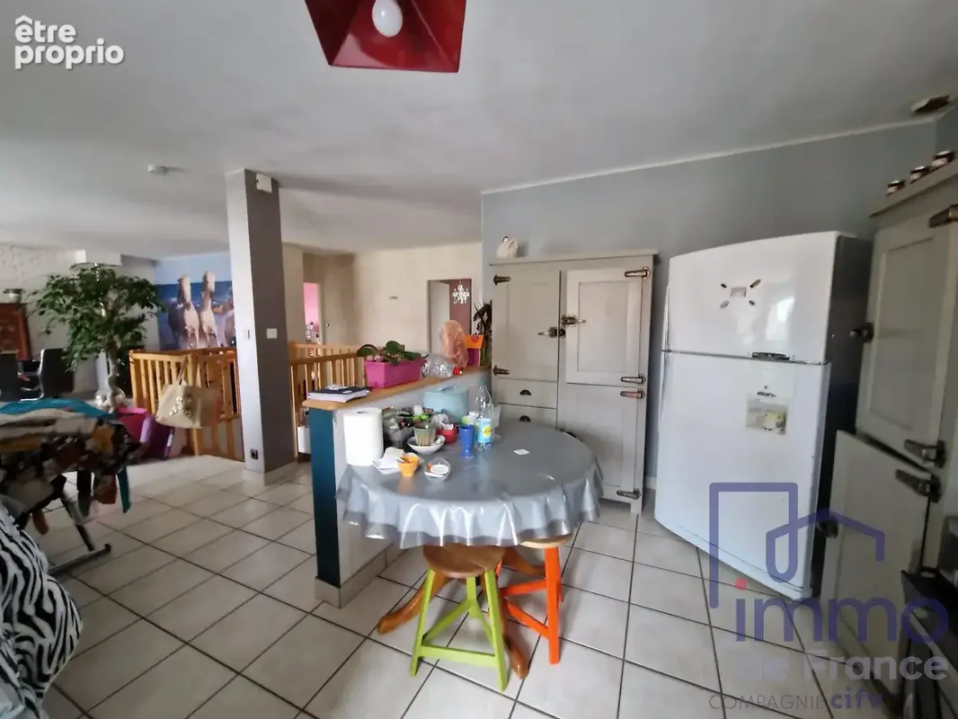 Maison 5 pièces 130 m² à vendre à Perigneux (42380) - photo 4