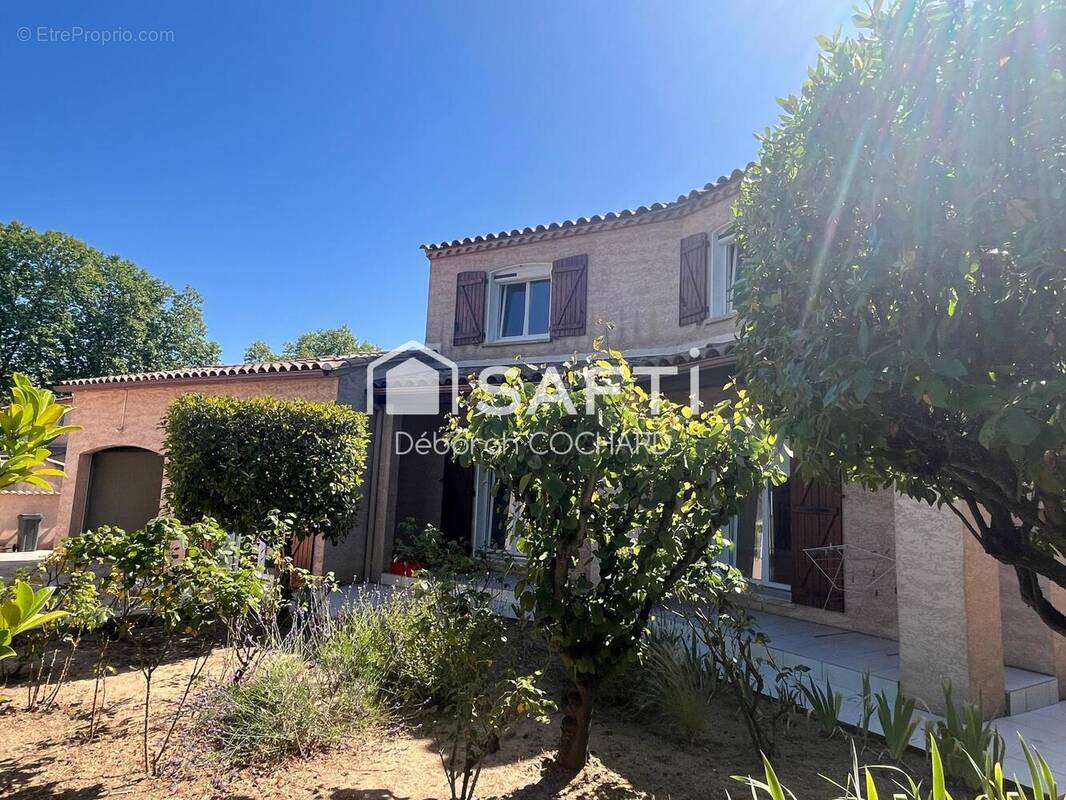 Photo 1 - Maison à CLAPIERS