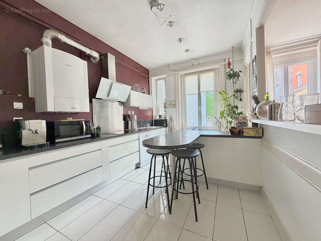 Magnifique appartement haussmannien rénové de 130 m² - photo 3