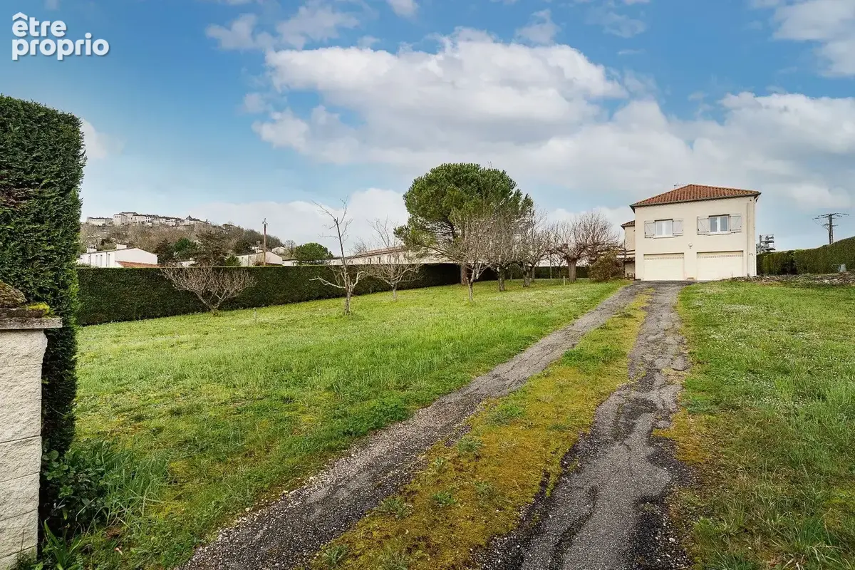 Lauzerte - Une adresse stratégique aux multiples possibles, entre projet professionnel et maison de famille - photo 12