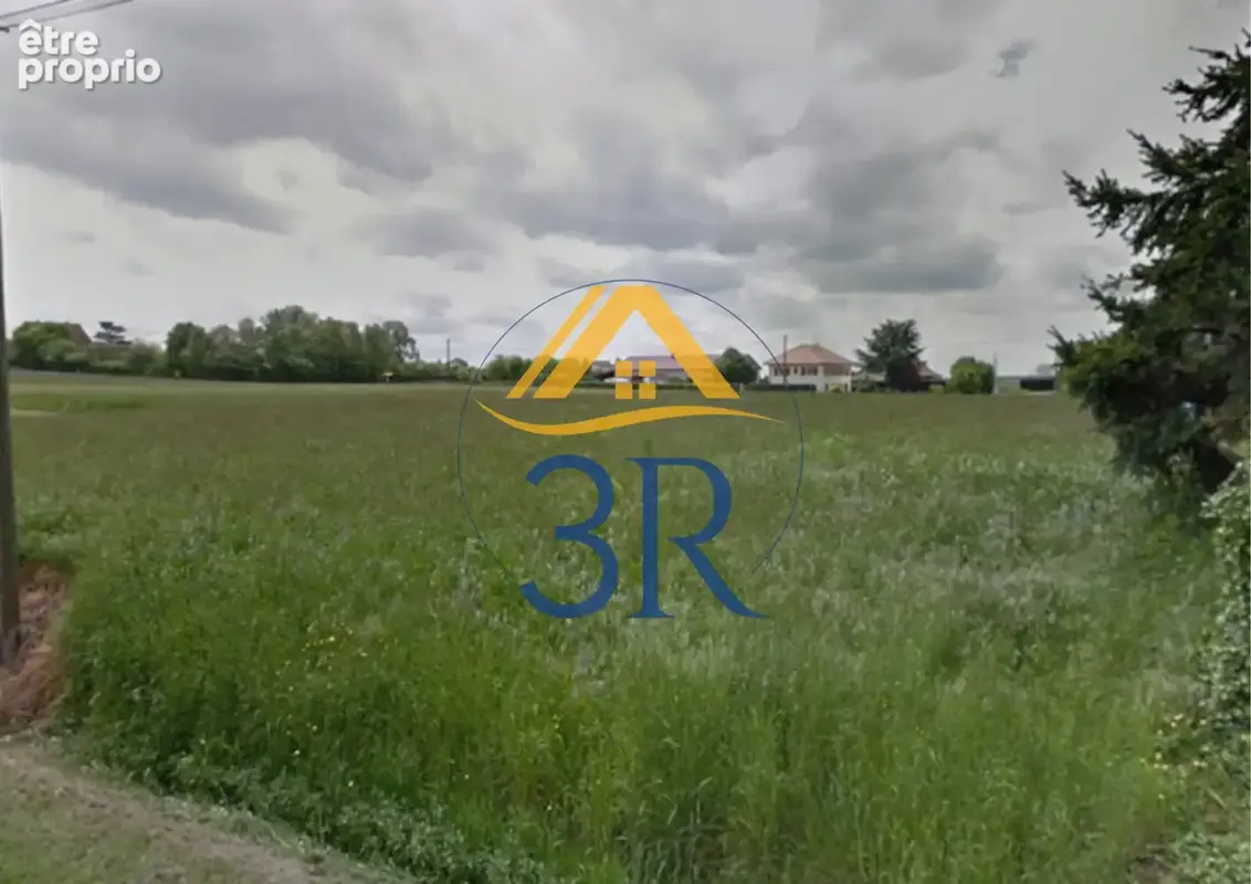 Photo Terrain à Saint-Maurice-En-Riviere au prix de 34 000€