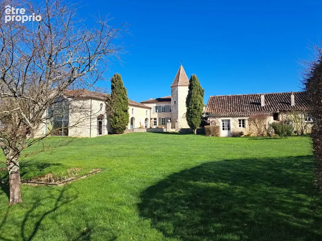 Maison à MAUVEZIN