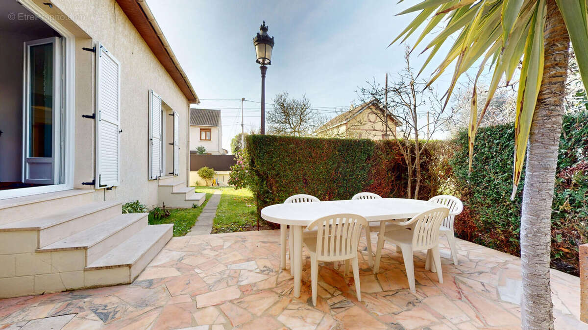 Maison à SAINT-DENIS