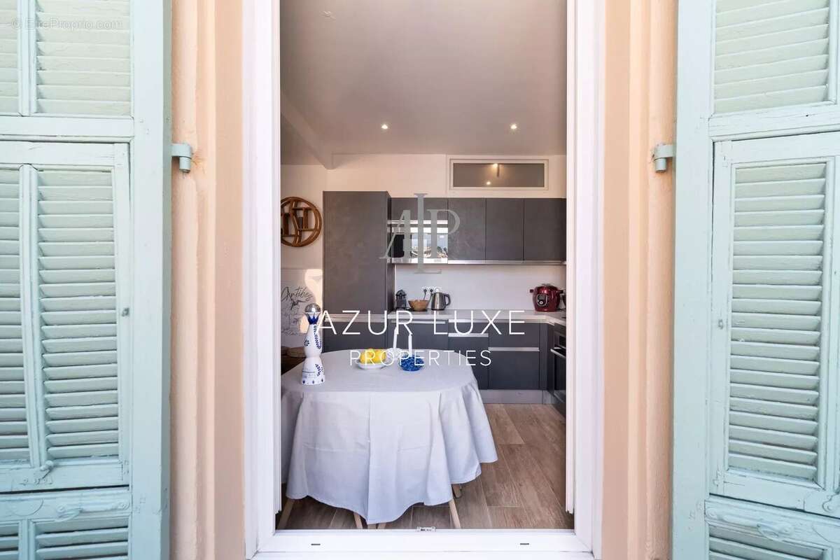 Appartement à NICE