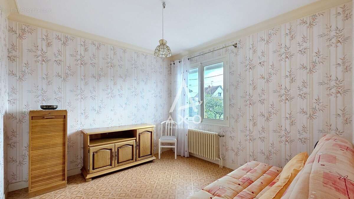 Maison à CORQUILLEROY