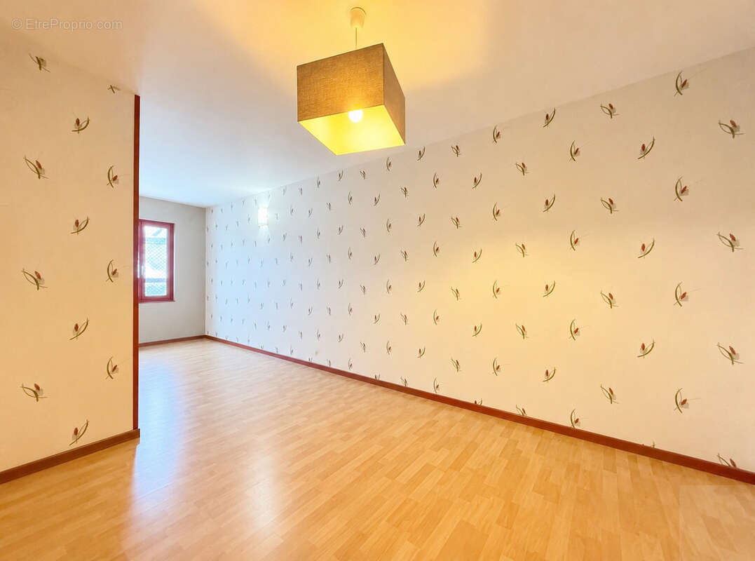 Amiens - quartier saint acheul - 4 chambres - cour - cave - photo 6
