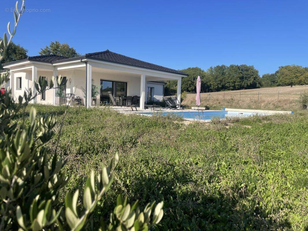 Maison à COULOUNIEIX-CHAMIERS