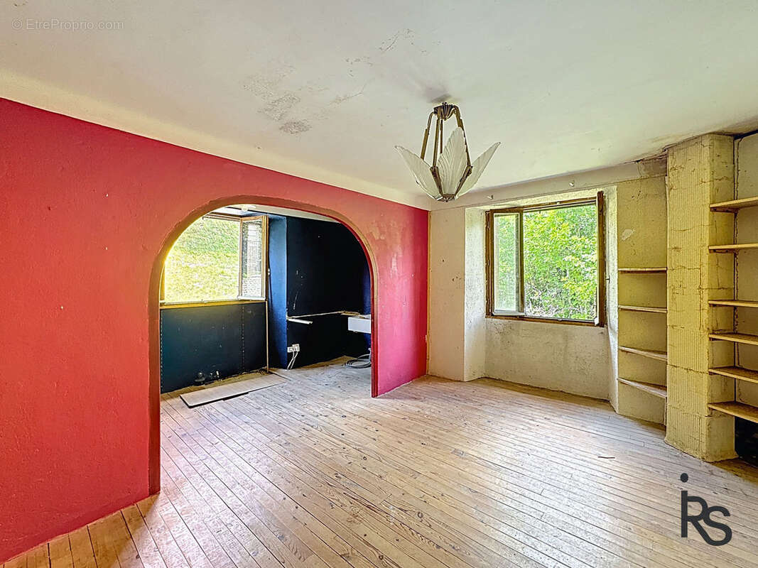 Maison à FABRAS