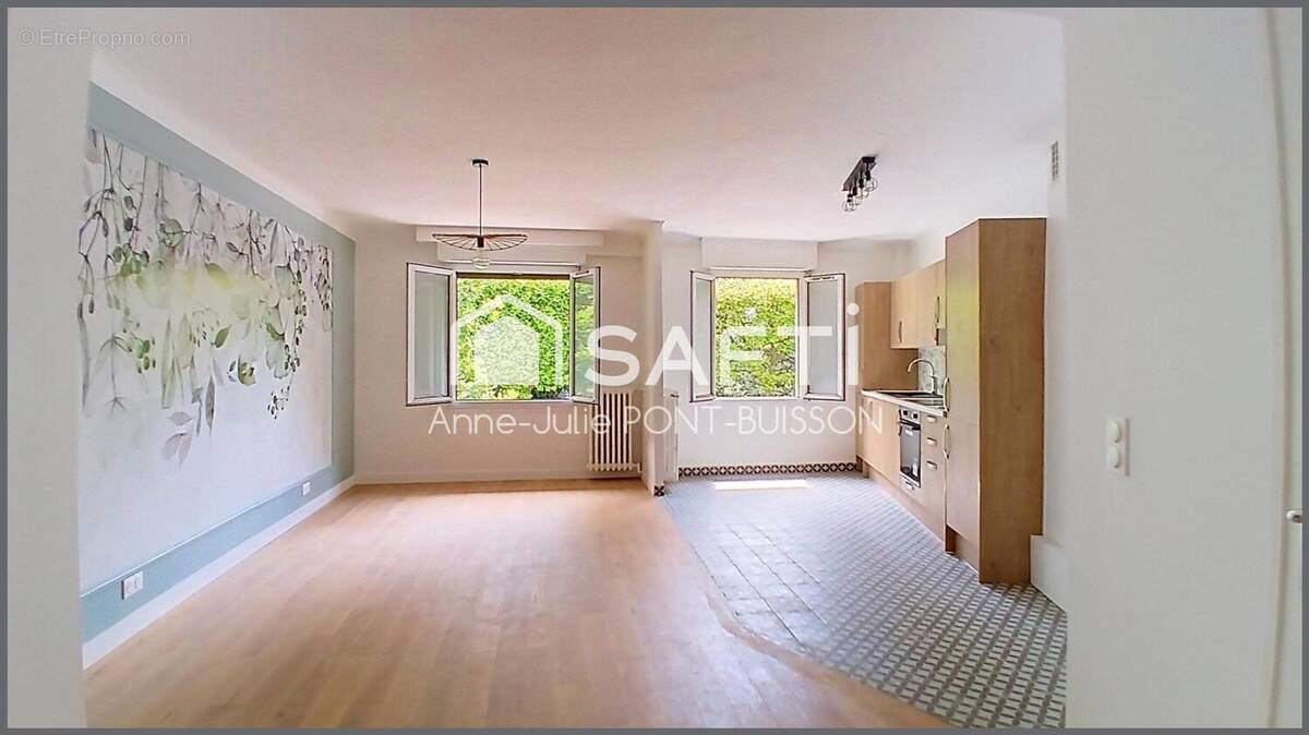 Photo 1 - Appartement à COURBEVOIE