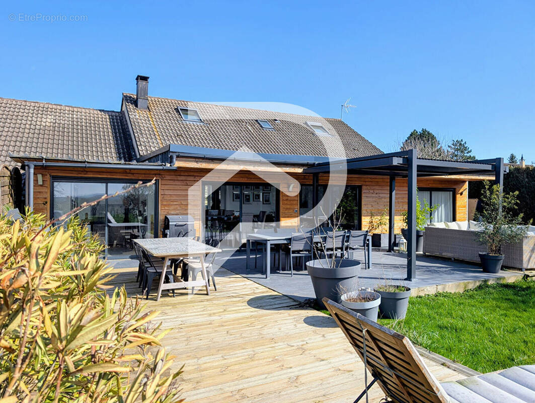 Maison à AMBLAINVILLE