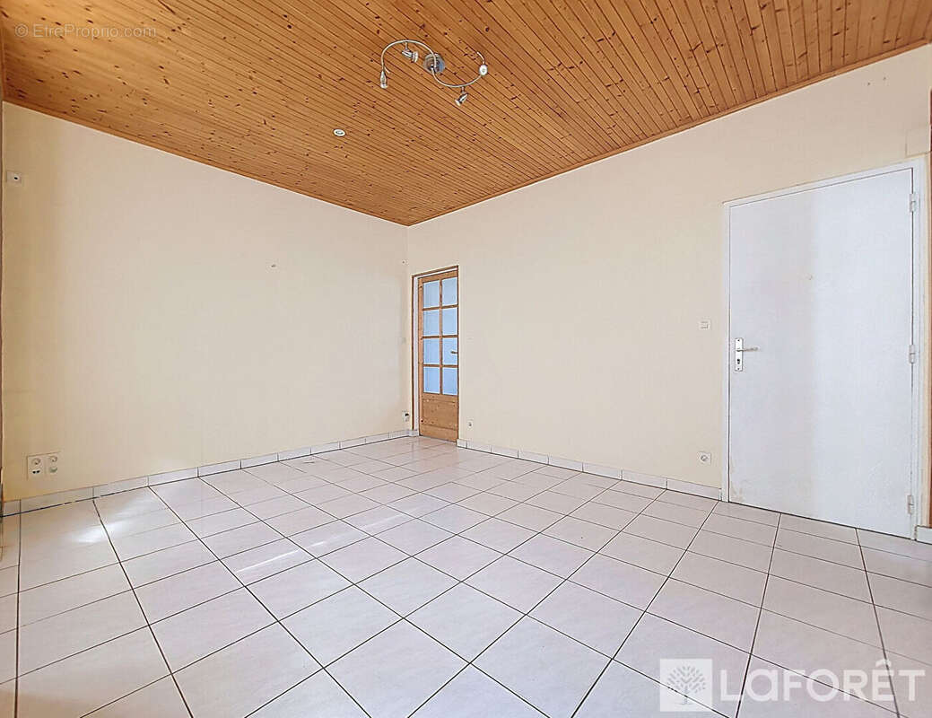 Appartement T3, au coeur du centre ville - photo 4