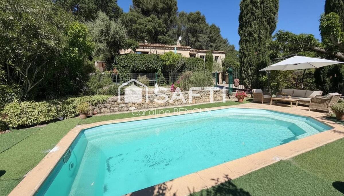 Photo 1 - Maison à CADENET