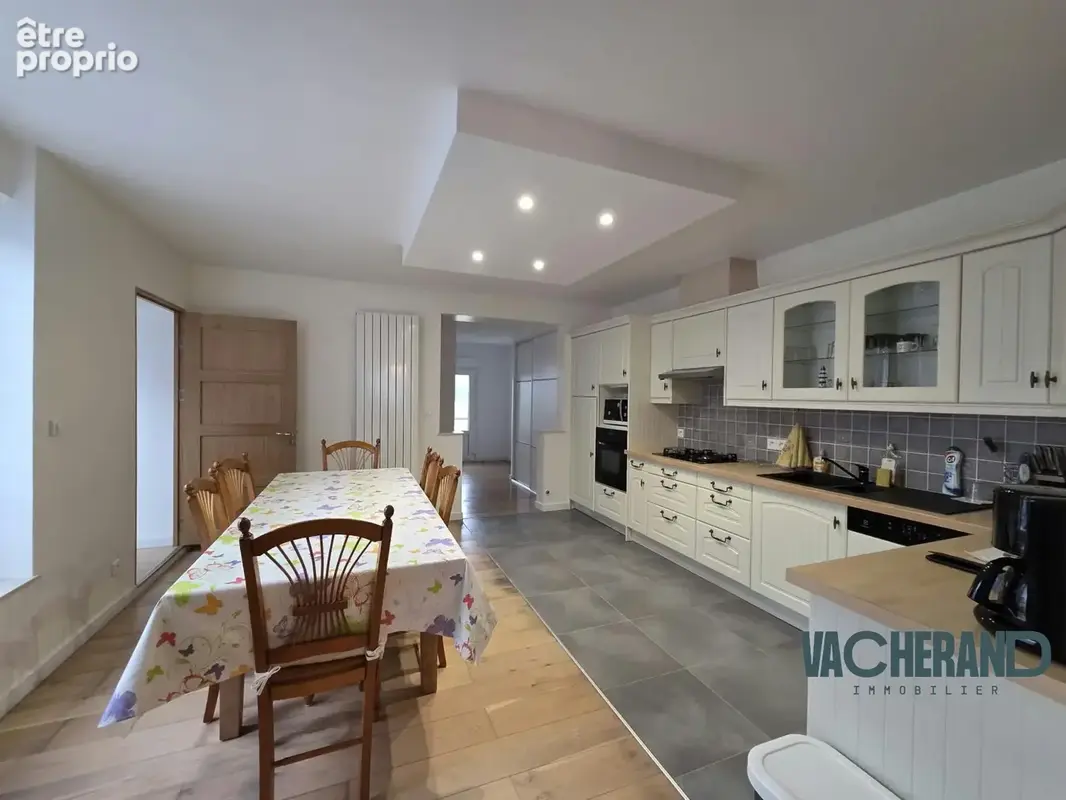 Maison 6 pièces 126 m² à vendre à Bailleul (59270) - photo 4