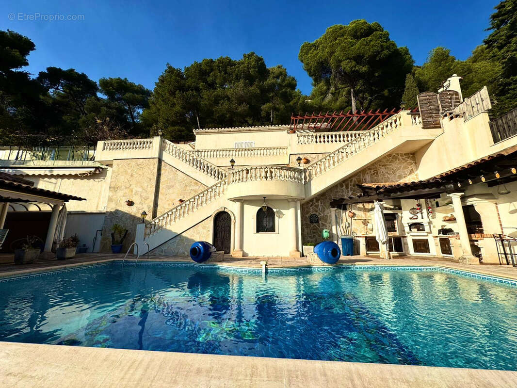 Maison à ROQUEBRUNE-CAP-MARTIN
