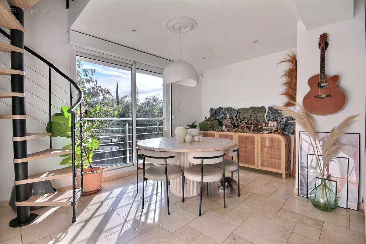 Appartement à AUBAGNE