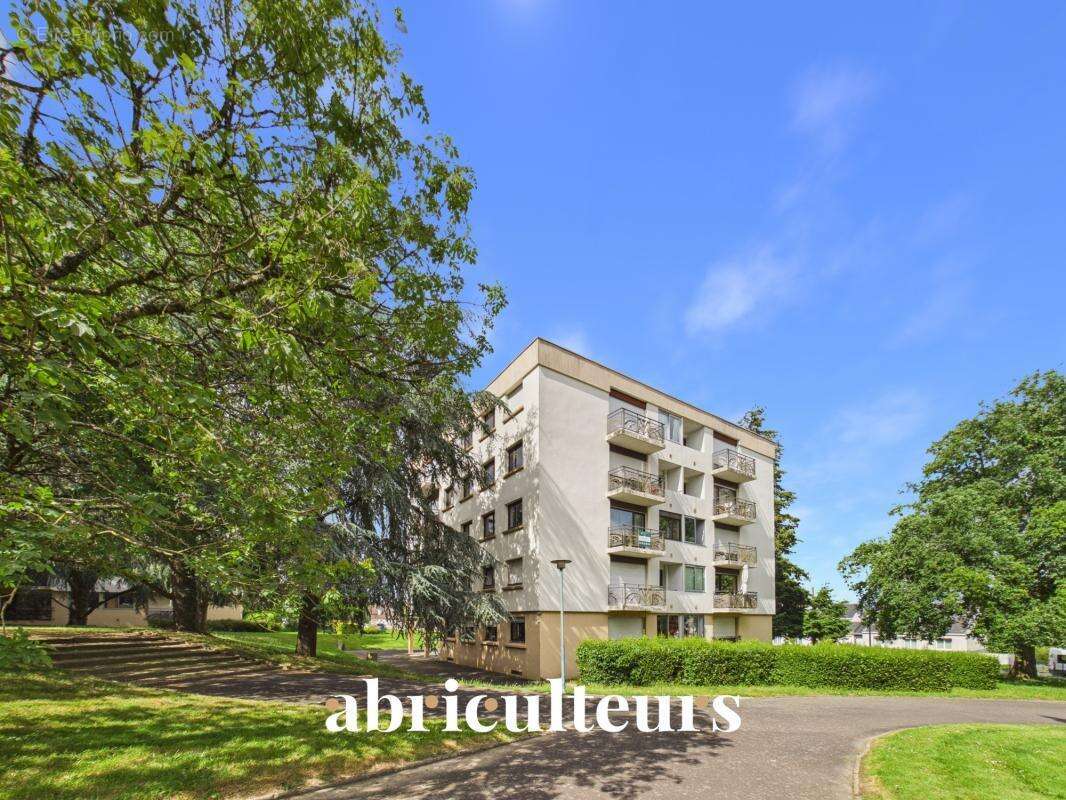Grand T5 familial de 137 m²  en vente à Saint-Herblain/Quartier Tillay (44800) - photo 13