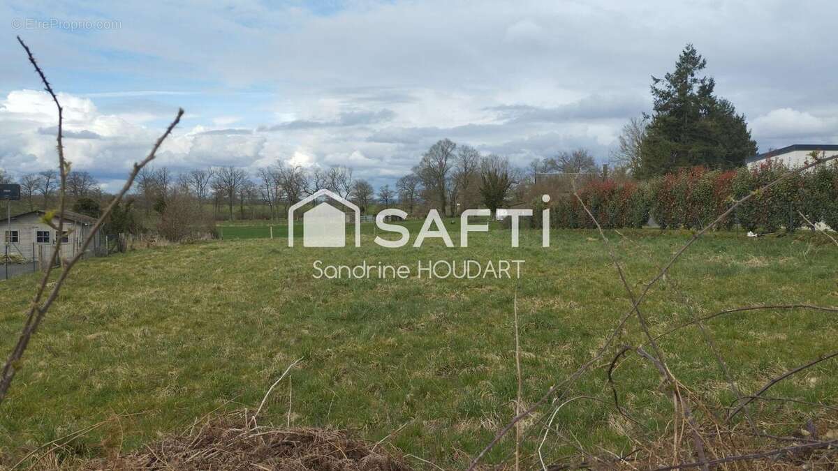 Photo 2 - Terrain à LA BAZOQUE