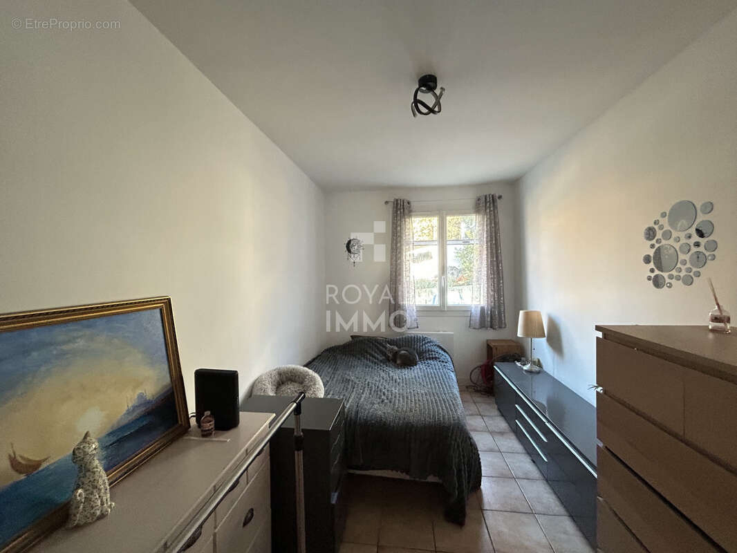 Maison à SAINTE-ANASTASIE-SUR-ISSOLE