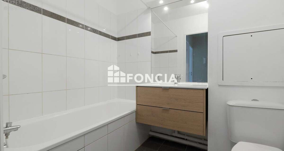 Appartement à CORBEIL-ESSONNES