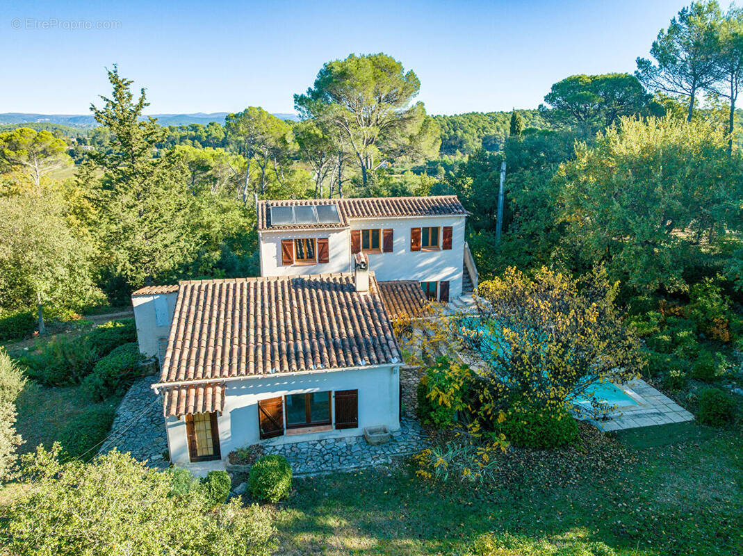Maison à LORGUES