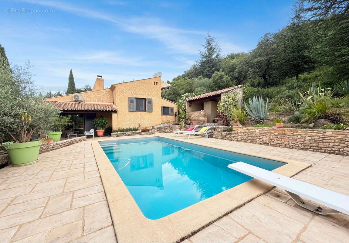 Maison à SAINT-MARTIN-D'ARDECHE
