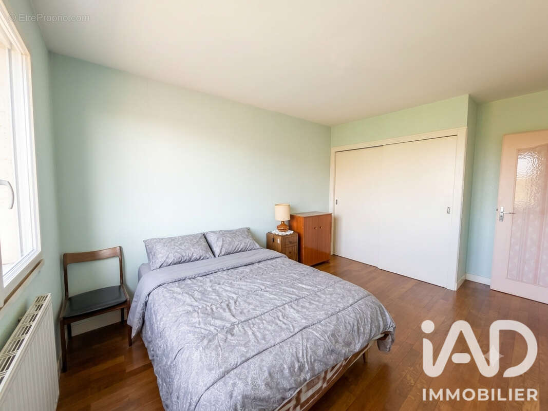 Maison 141 m² à Viriat  - photo 5