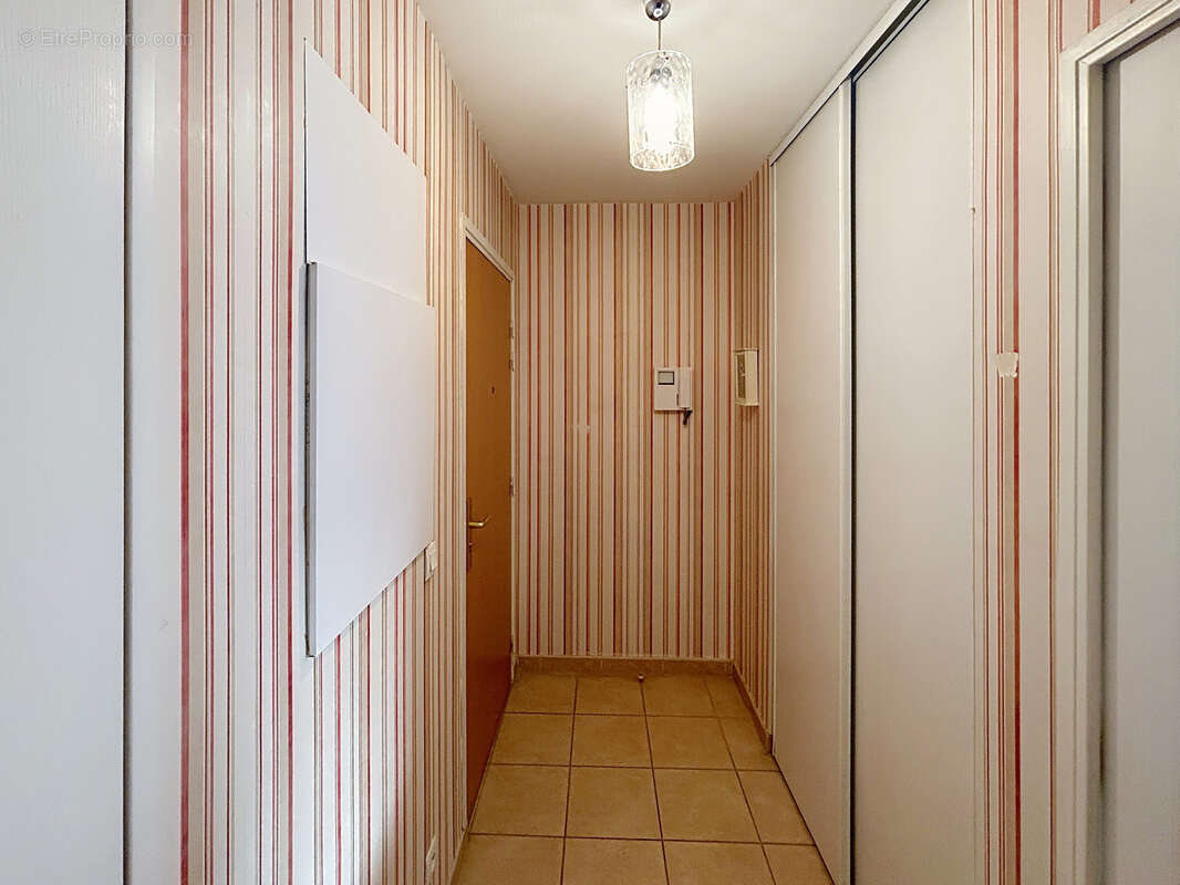 Appartement à LYON-9E