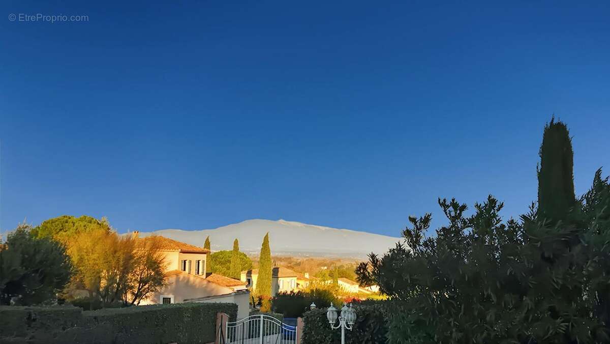 Maison à SAINT-SATURNIN-LES-AVIGNON