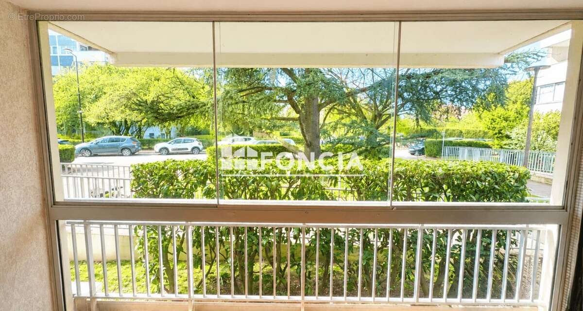 Appartement à VELIZY-VILLACOUBLAY