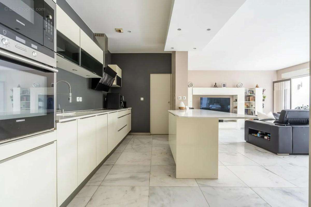 Maison de 6 pièces de 180 m² à Champigny-sur-Marne - photo 15
