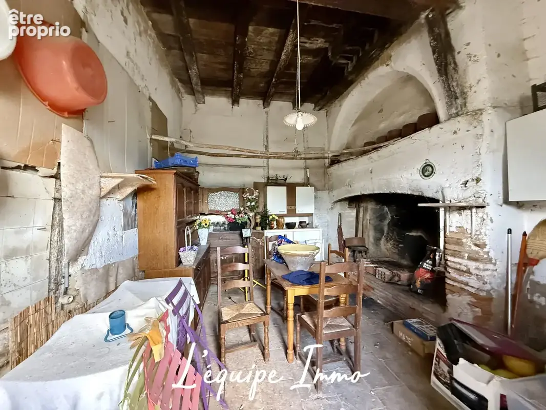 Ferme à rénover avec dépendances sur 2ha environ - photo 11