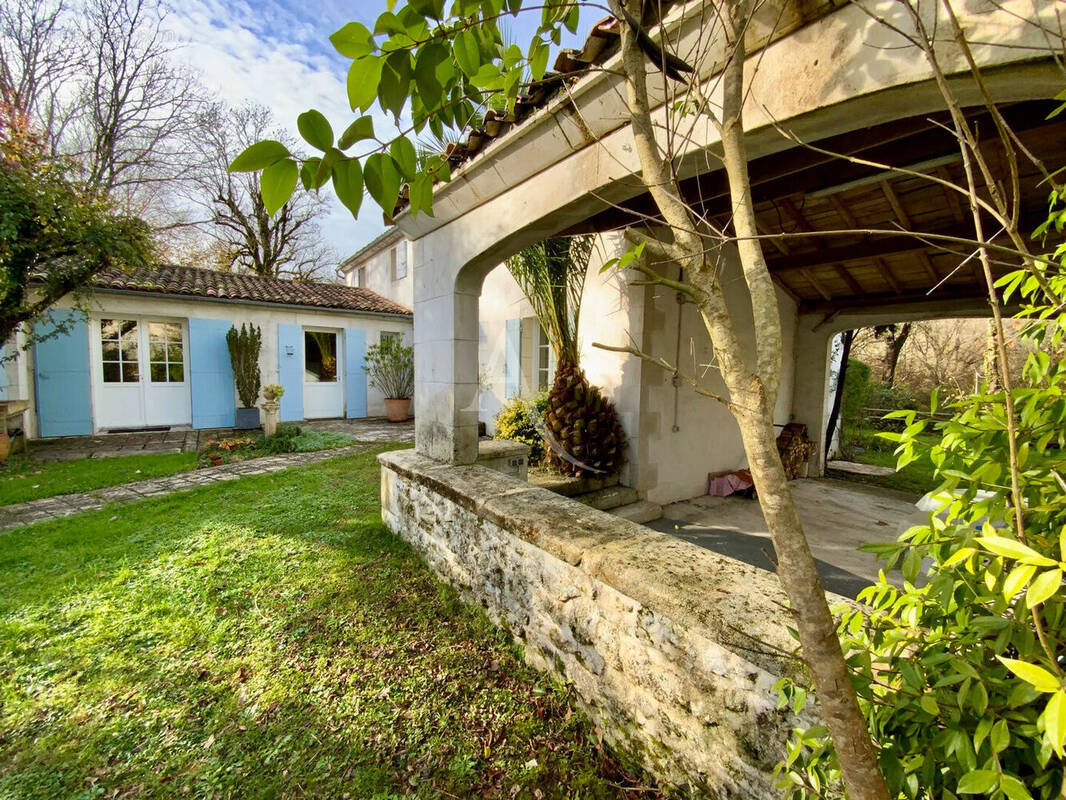 Maison à JONZAC