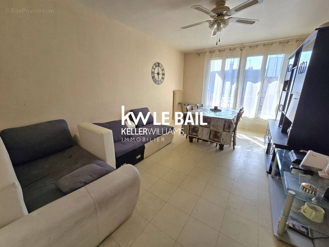 Appartement à MEZY-SUR-SEINE