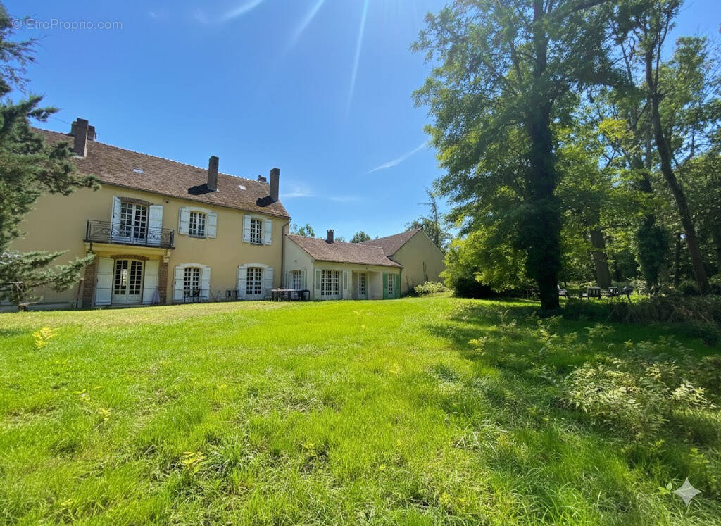 Maison à JOIGNY