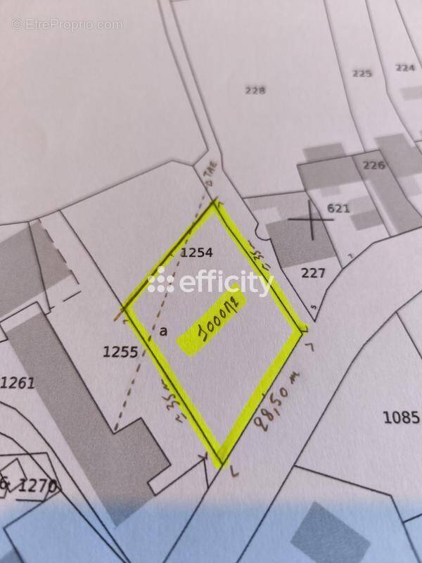 Terrain à LE CROUAIS