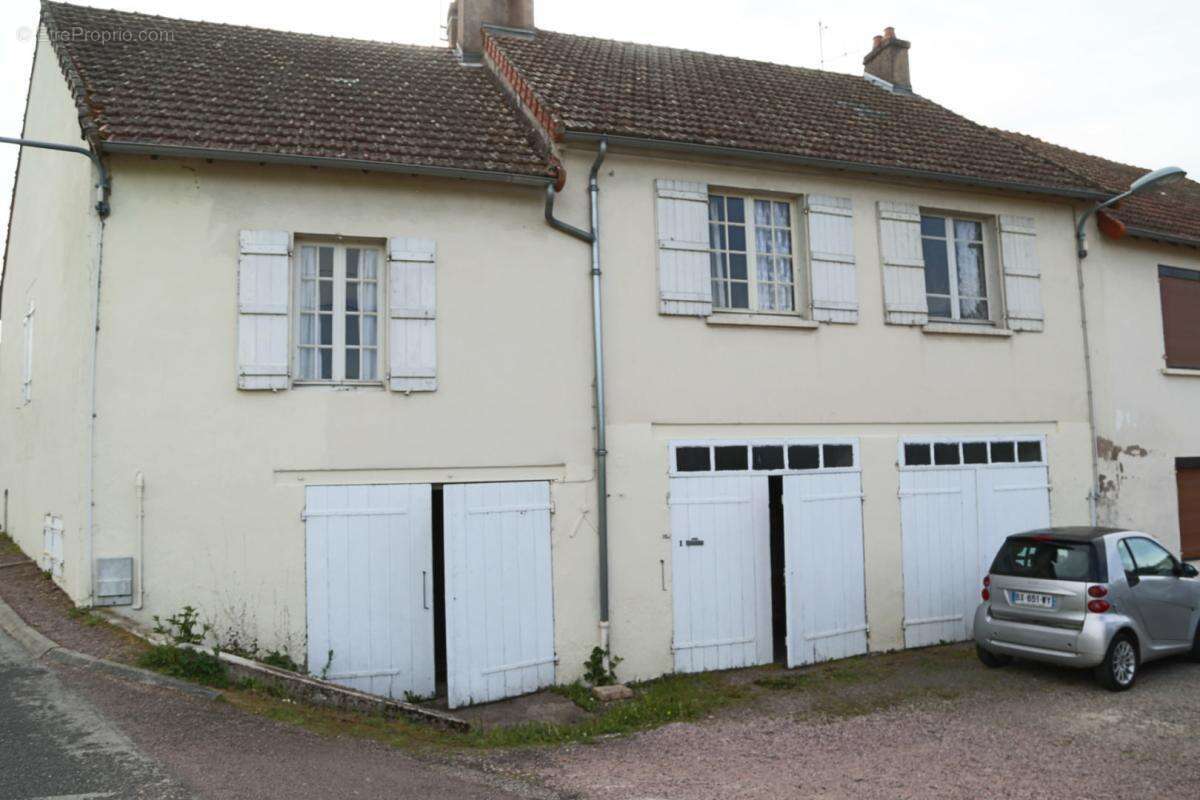 Maison à AUTUN