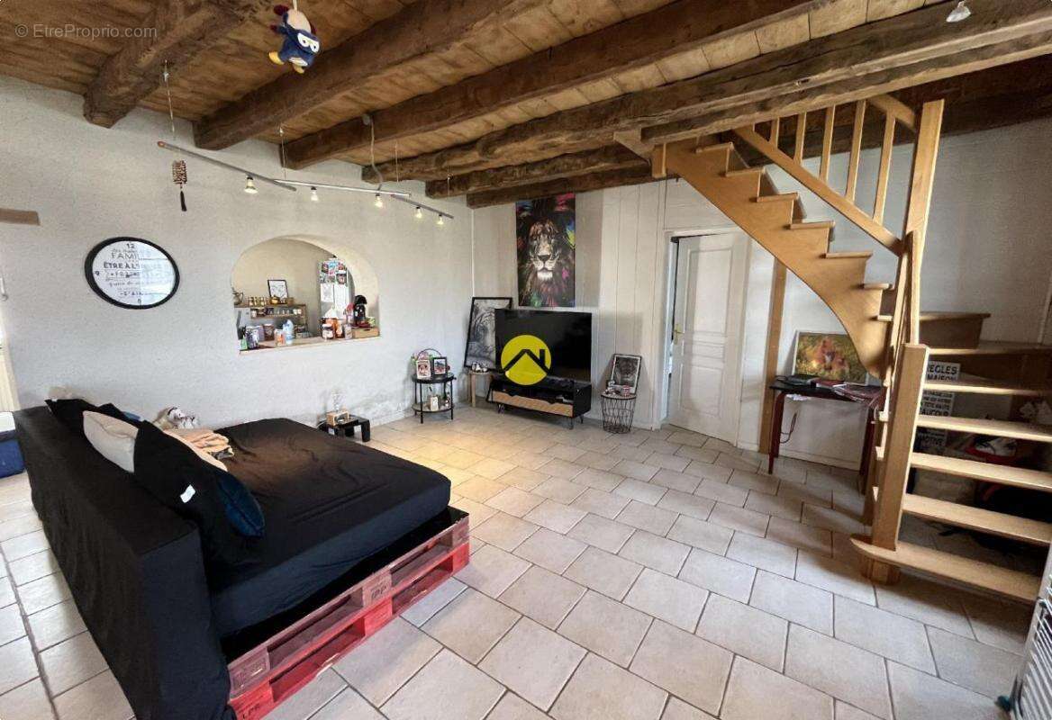 Maison à VALLENAY